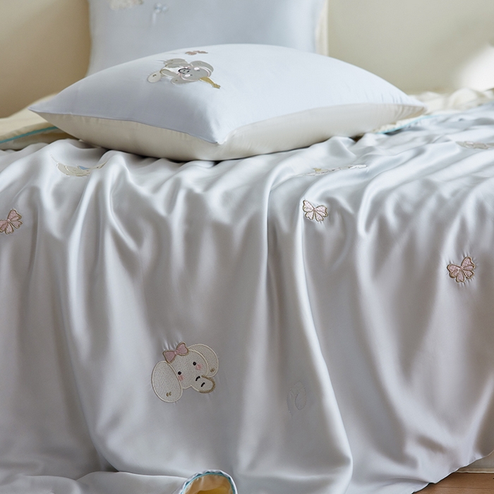 91家纺网 家纺一手货源 找家纺 风向标家纺 2026新款50莱赛尔天丝夏被四件套（嵌绳款） 乐萌小象