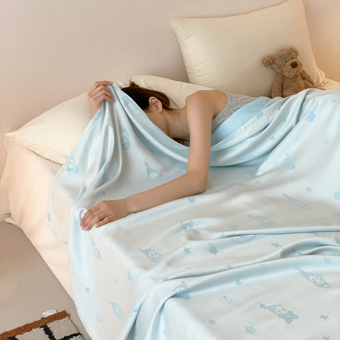 91家纺网 家纺一手货源 找家纺 麻依 2026新款竹纤维单层毛巾被盖毯夏凉被冷感毯 竹星宝-蓝色