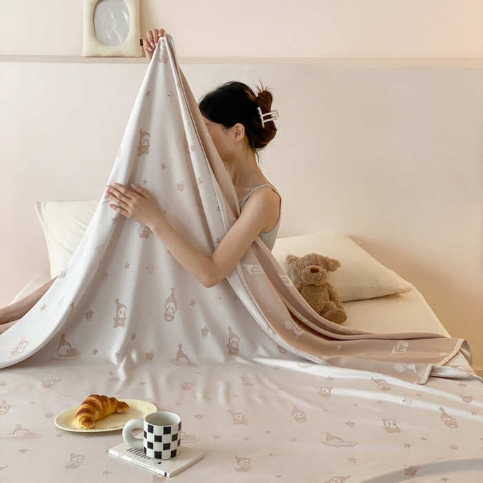 91家纺网 家纺一手货源 找家纺 麻依 2026新款竹纤维单层毛巾被盖毯夏凉被冷感毯 竹星宝-驼色