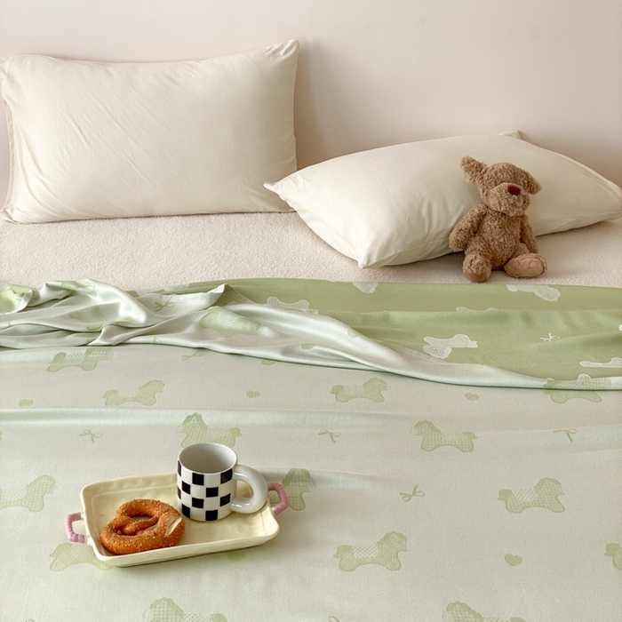 91家纺网 家纺一手货源 找家纺 麻依 2026新款竹纤维单层毛巾被盖毯夏凉被冷感毯 小马-绿色