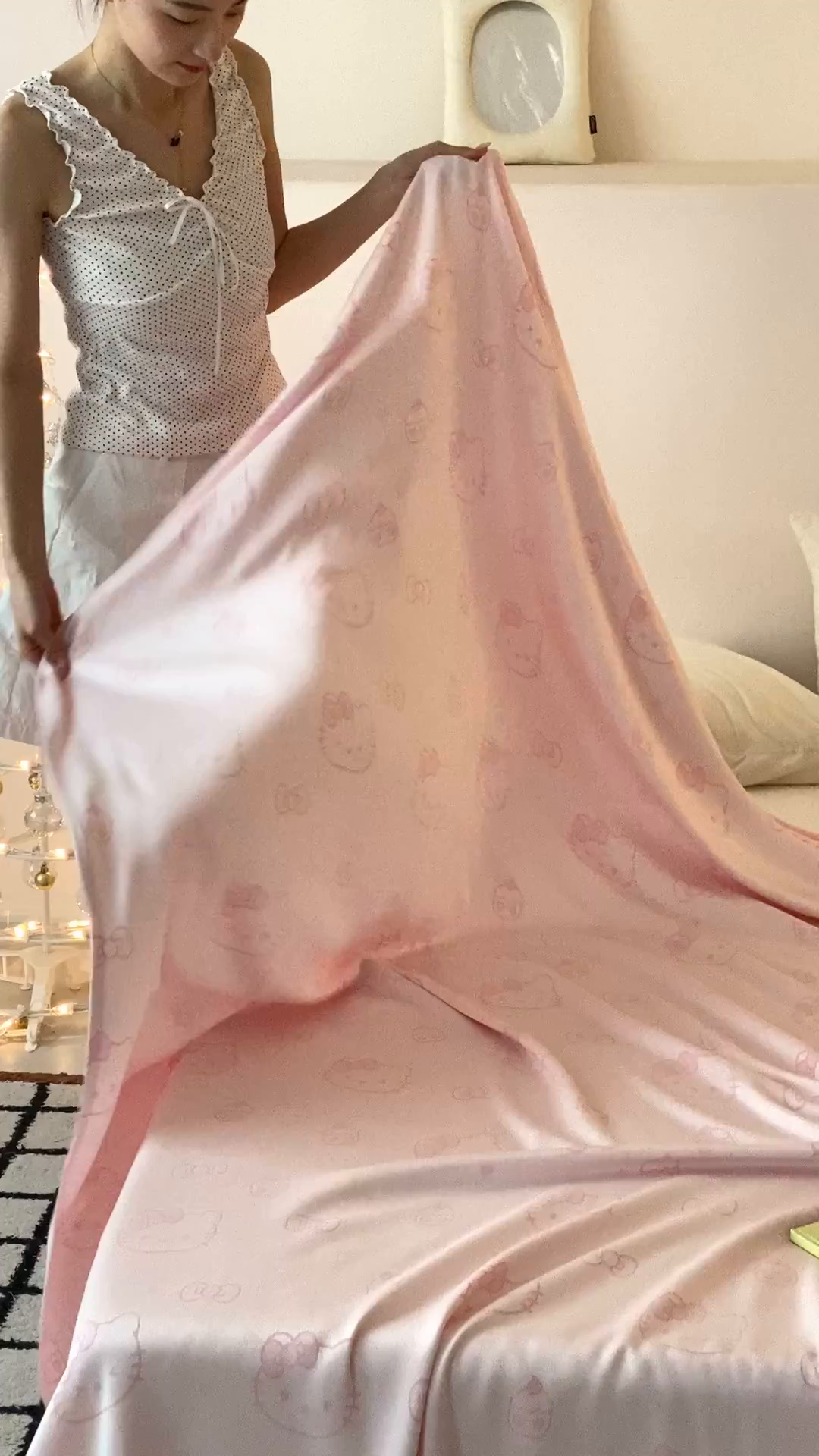 91家纺网 家纺一手货源 找家纺 麻依 2026新款竹纤维单层毛巾被盖毯夏凉被冷感毯 蛋糕KT-粉色