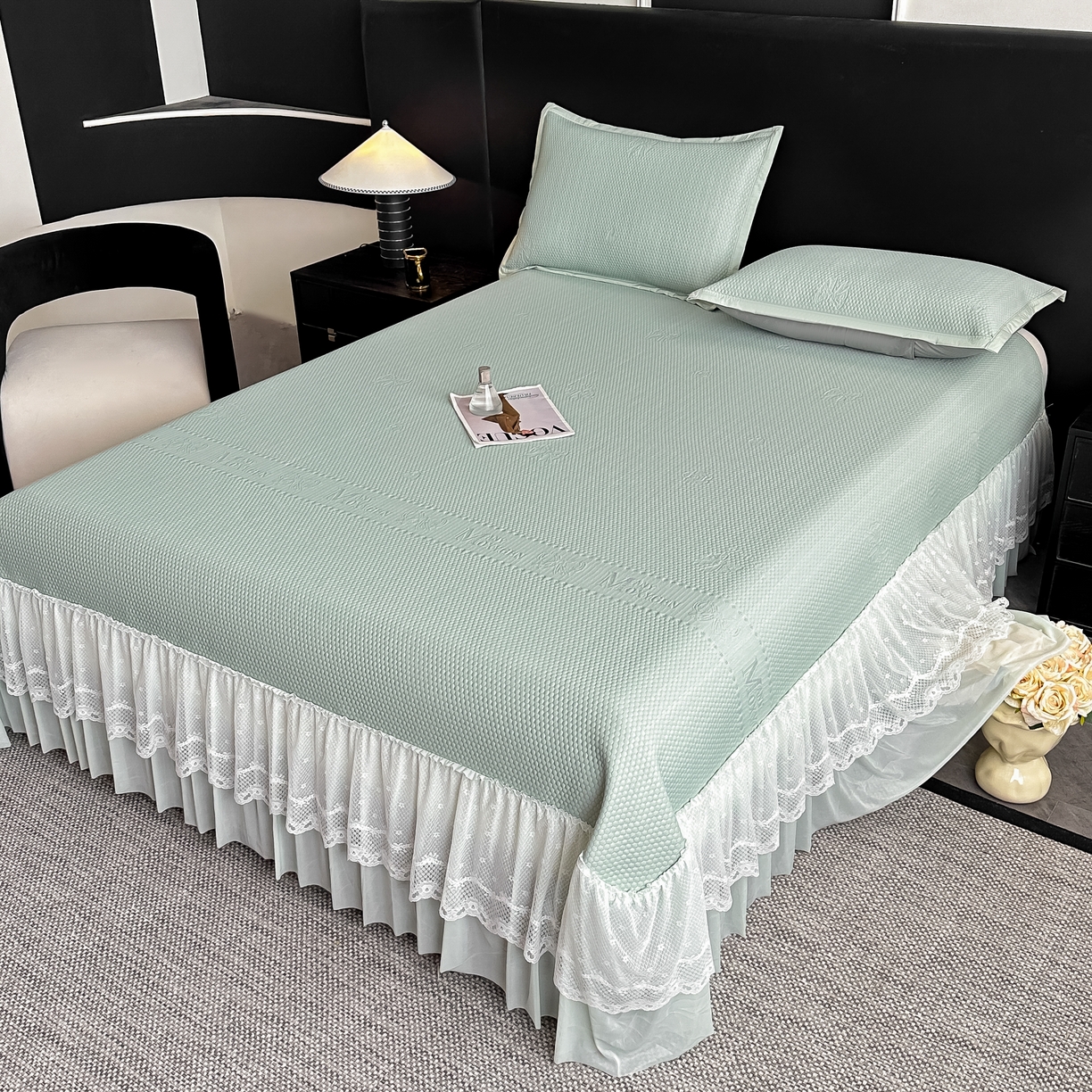 91家纺网 家纺一手货源 找家纺 栩裕纺织 2026新款清纱菱纹床裙款豆豆席凉席 蝴蝶结绿