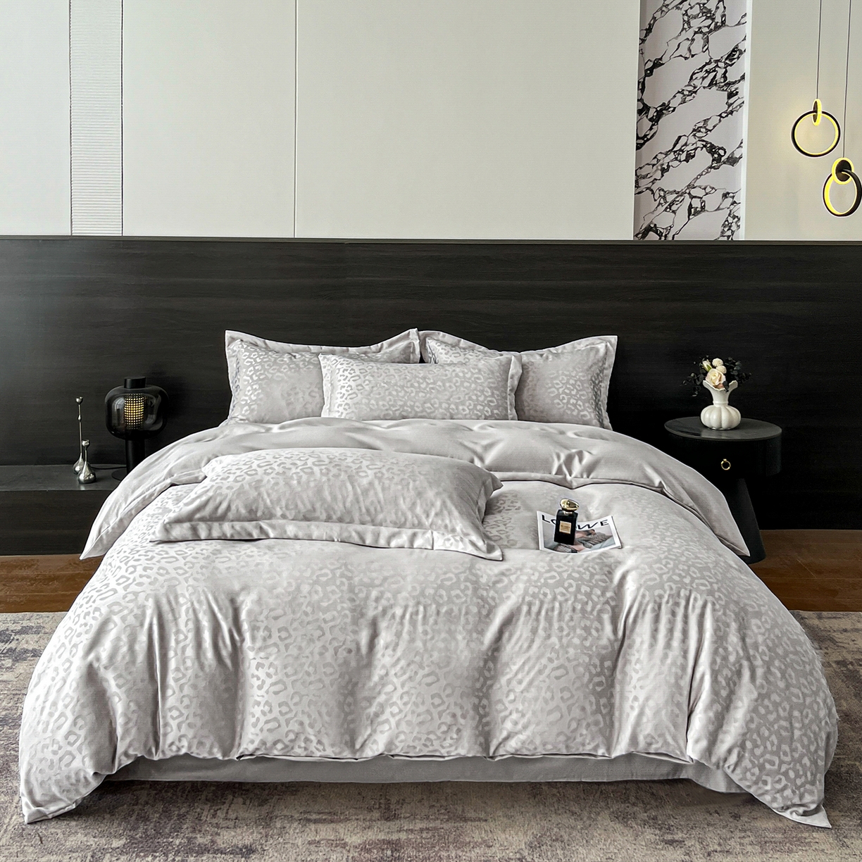 91家纺网 家纺一手货源 找家纺 逸尚阁 2026新款水洗真丝提花四件套 豹纹·灰