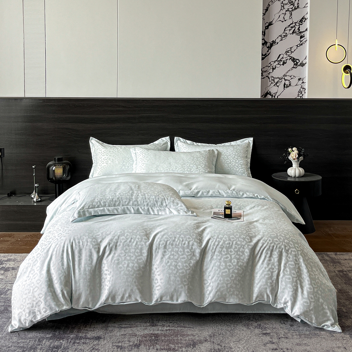 91家纺网 家纺一手货源 找家纺 逸尚阁 2026新款水洗真丝提花四件套 豹纹·蓝