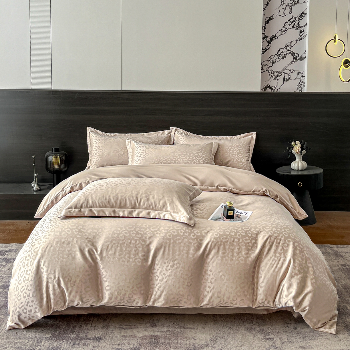 91家纺网 家纺一手货源 找家纺 逸尚阁 2026新款水洗真丝提花四件套 豹纹·香槟色