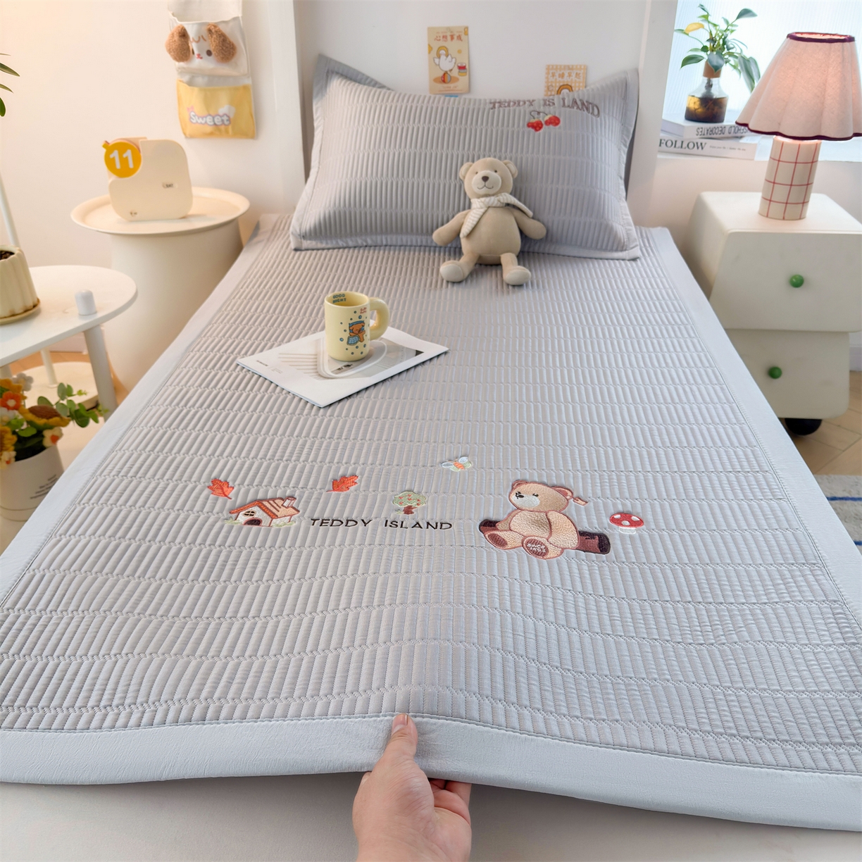 91家纺网 家纺一手货源 找家纺 （总）源舍家纺 2026新款泰迪爱兰系列学生床冰豆豆凉席空调软席