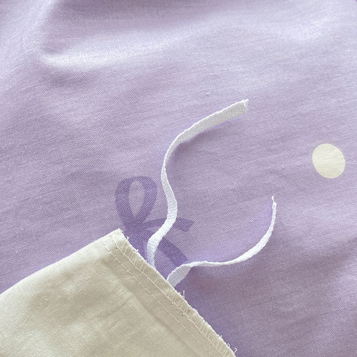 91家纺网 家纺一手货源 找家纺 宇彬家纺 2026直播新款13372A类全棉纯棉印花单双人被套喷气小清新简约热款学生被罩 束朵-紫