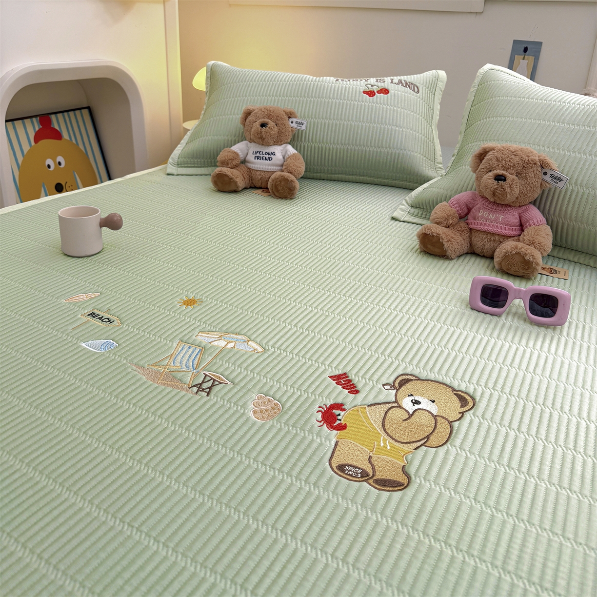 91家纺网 家纺一手货源 找家纺 源舍家纺 2026新款A类高端刺绣pe乙纶冰豆豆席空调软席爱兰系列正版授权（提供买家秀） 青屿熊语-绿 床席款