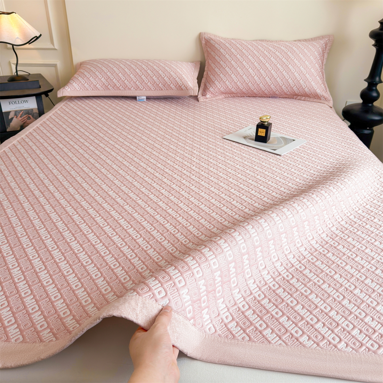 源舍家纺 2026新款A类高端pe双面乙纶冰豆豆凉席空调软席摩登MIO系列（提供买家秀） 摩登MIO-粉 床席款