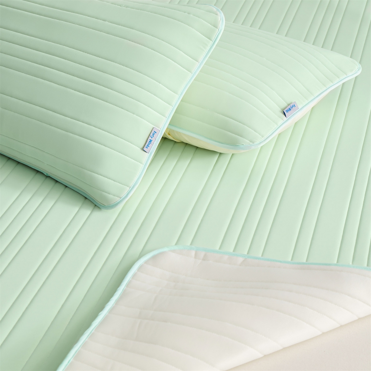 91家纺网 家纺一手货源 找家纺 唯爱品 2026新款星球凉感夏凉垫床笠款 星球凉感垫 浅绿