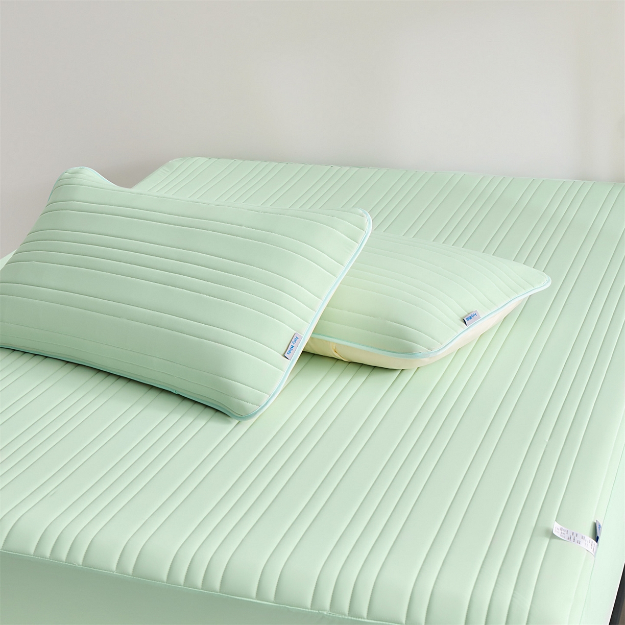 91家纺网 家纺一手货源 找家纺 唯爱品 2026新款星球凉感夏凉垫床笠款 星球凉感垫 浅绿