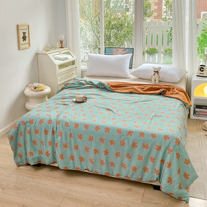 91家纺网 家纺一手货源 找家纺 畅畅家纺 2026新款A类水洗棉麻双层纱夏被夏凉被空调被四件套 枫叶