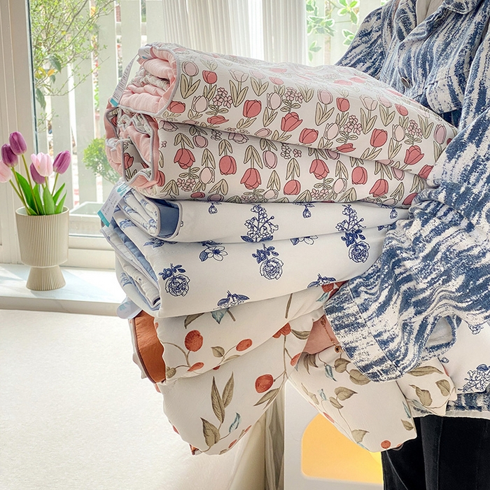 91家纺网 家纺一手货源 找家纺 畅畅家纺 2026新款A类水洗棉麻双层纱夏被夏凉被空调被四件套 组合图仅供展示不可下单