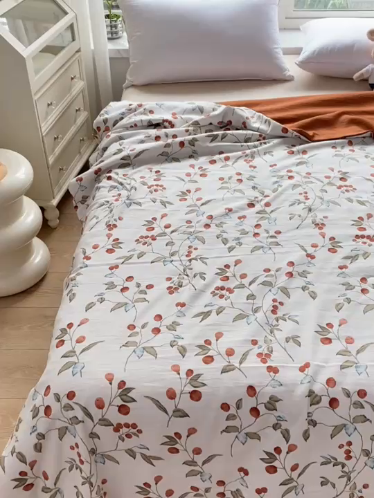 91家纺网 家纺一手货源 找家纺 畅畅家纺 2026新款A类水洗棉麻双层纱夏被夏凉被空调被四件套 红豆