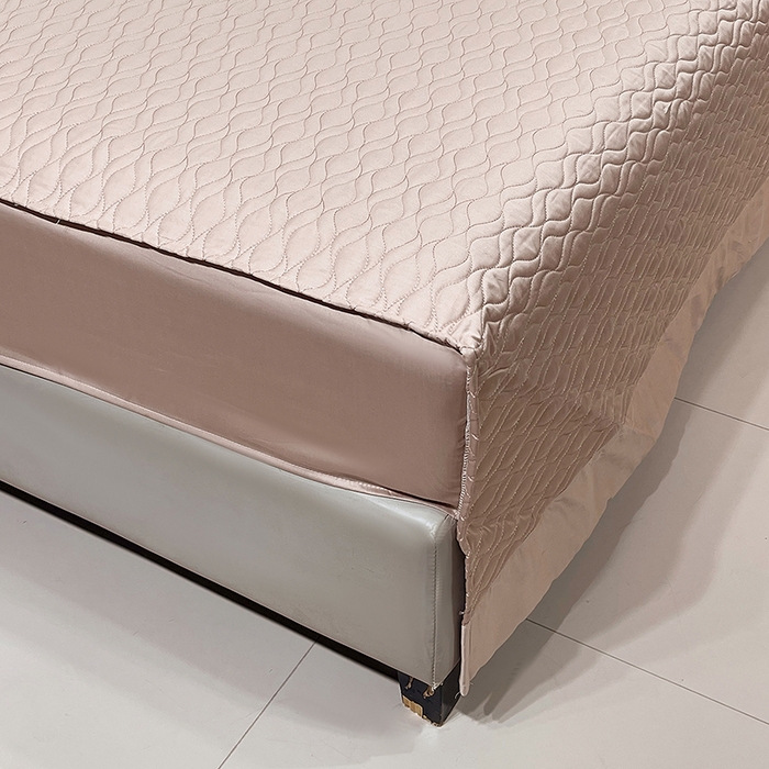 91家纺网 家纺一手货源 找家纺 畅畅家纺 2026新款高档100支长绒棉高定提花夹棉床盖纯色四件套 罗维娜-香槟