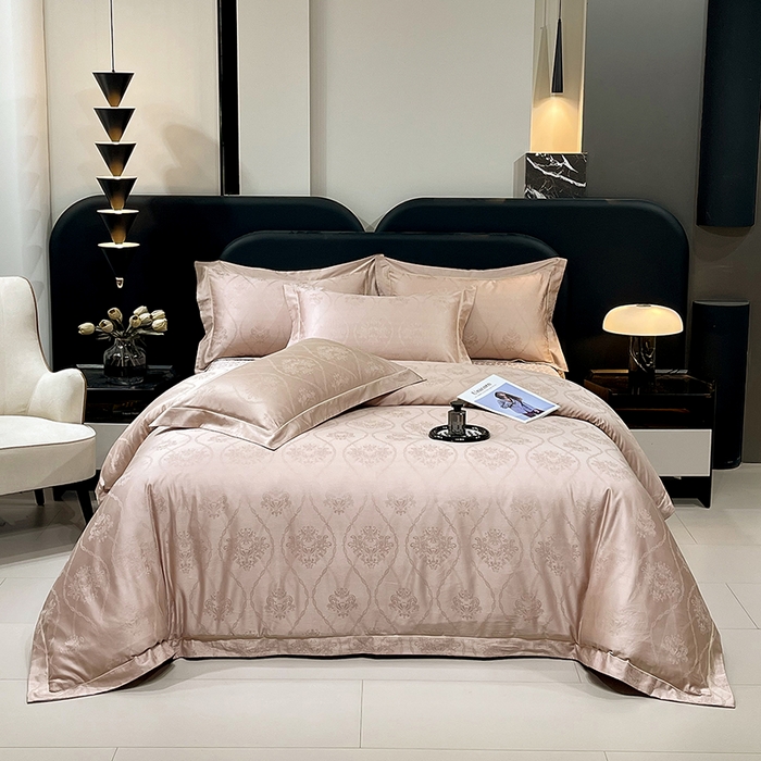 91家纺网 家纺一手货源 找家纺 畅畅家纺 2026新款高档100支长绒棉高定提花夹棉床盖纯色四件套 罗维娜-香槟