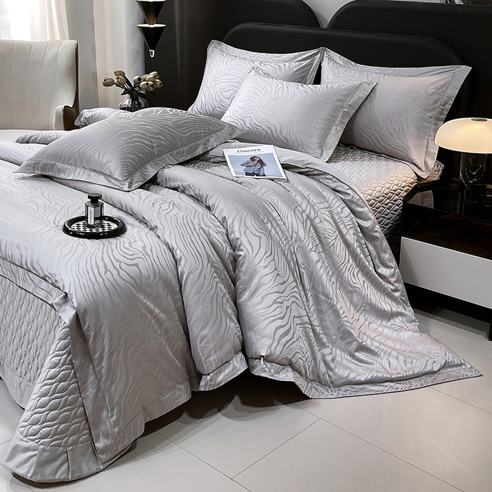 91家纺网 家纺一手货源 找家纺 畅畅家纺 2026新款高档100支长绒棉高定提花夹棉床盖纯色四件套 雅颂-灰