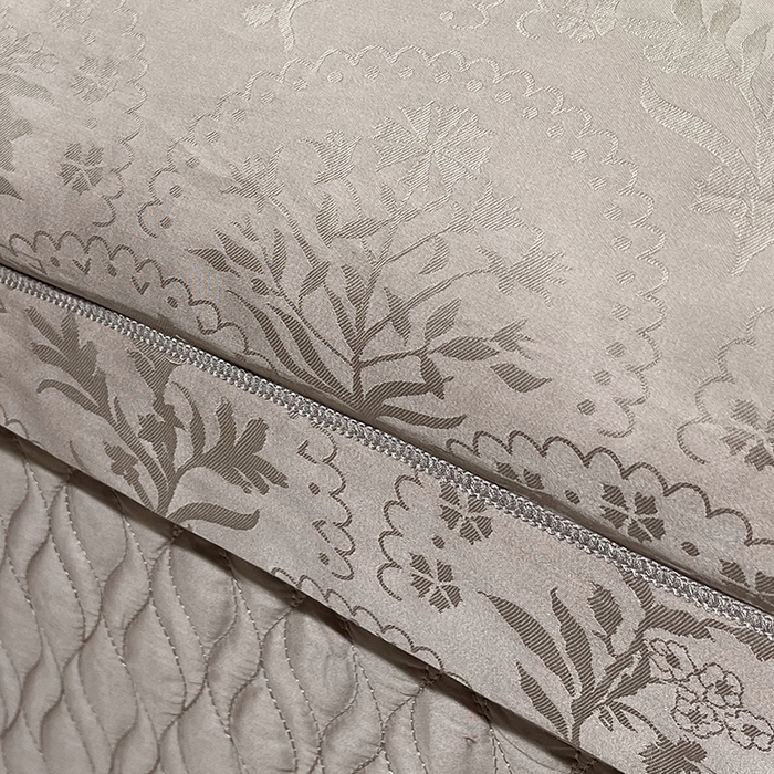 91家纺网 家纺一手货源 找家纺 畅畅家纺 2026新款高档100支长绒棉高定提花夹棉床盖纯色四件套 锦枝-咖