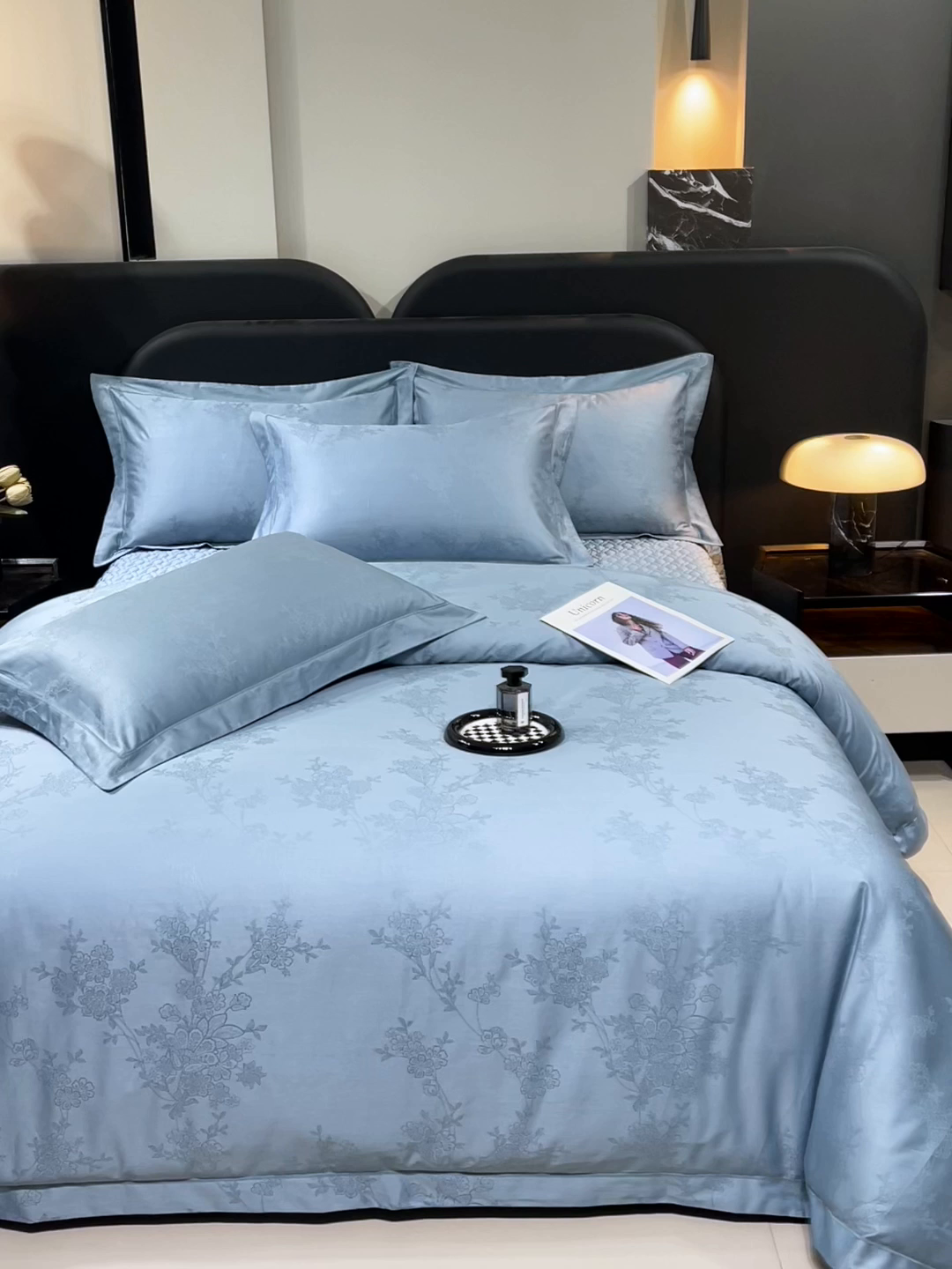 91家纺网 家纺一手货源 找家纺 （总）畅畅家纺 2026新款高档100支长绒棉高定提花夹棉床盖纯色四件套