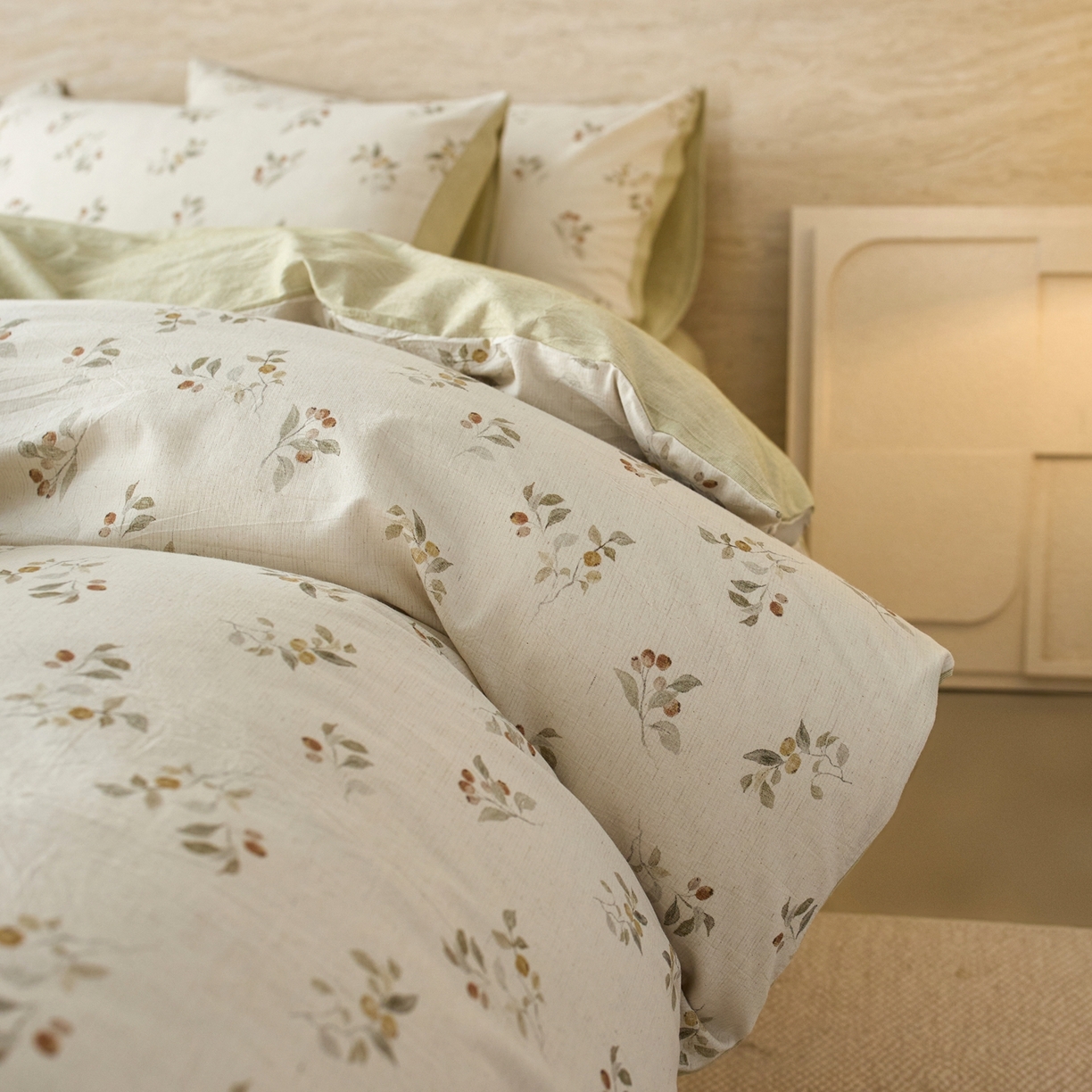 91家纺网 家纺一手货源 找家纺 亿梵家居 2026春夏新款A类棉麻印花四件套 大地微风