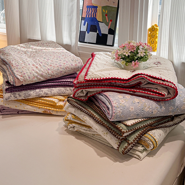 91家纺网 家纺一手货源 找家纺 （总）一比一家纺 2026春夏新款三角针泡芙纱夏被夏凉被空调被四件套