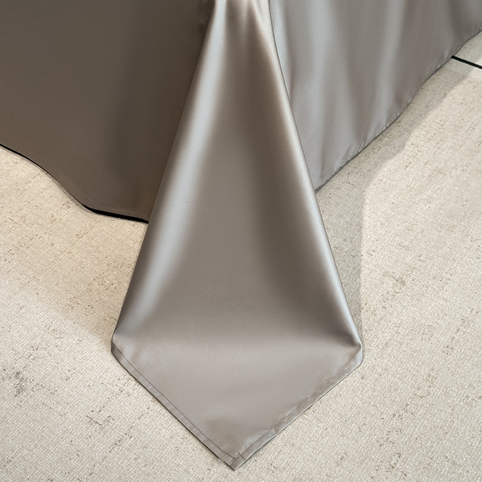 91家纺网 家纺一手货源 找家纺 苏源家居 2026新款夏季酒店风水洗天丝织带款冰丝被套四件套-慕尚 慕尚-浅灰