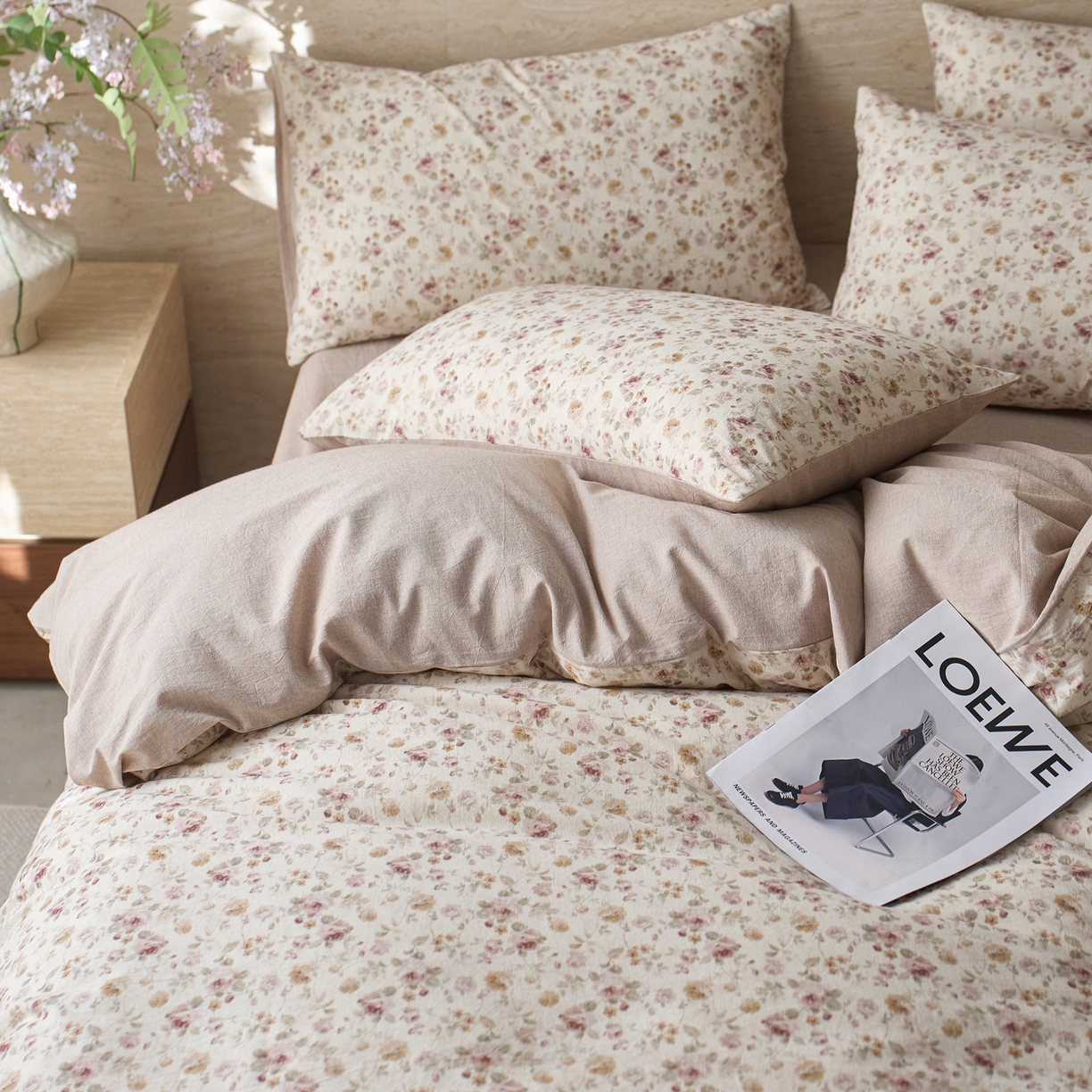 91家纺网 家纺一手货源 找家纺 亿梵家居 2026春夏新款A类棉麻印花四件套 红唇之吻