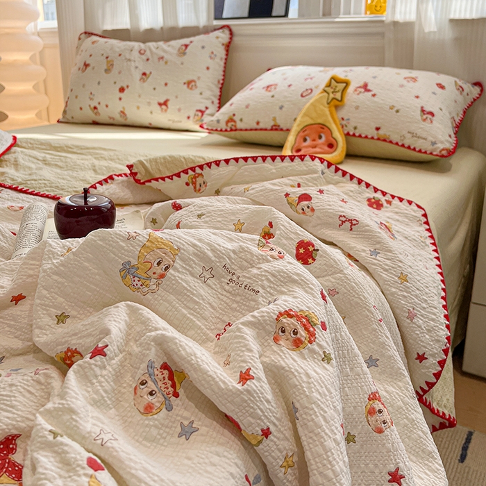 91家纺网 家纺一手货源 找家纺 一比一家纺 2026春夏新款三角针泡芙纱夏被夏凉被空调被四件套 三角针夏被-蛋糕星人