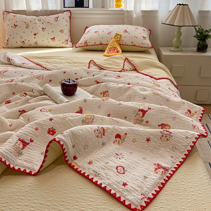 91家纺网 家纺一手货源 找家纺 一比一家纺 2026春夏新款三角针泡芙纱夏被夏凉被空调被四件套 三角针夏被-蛋糕星人