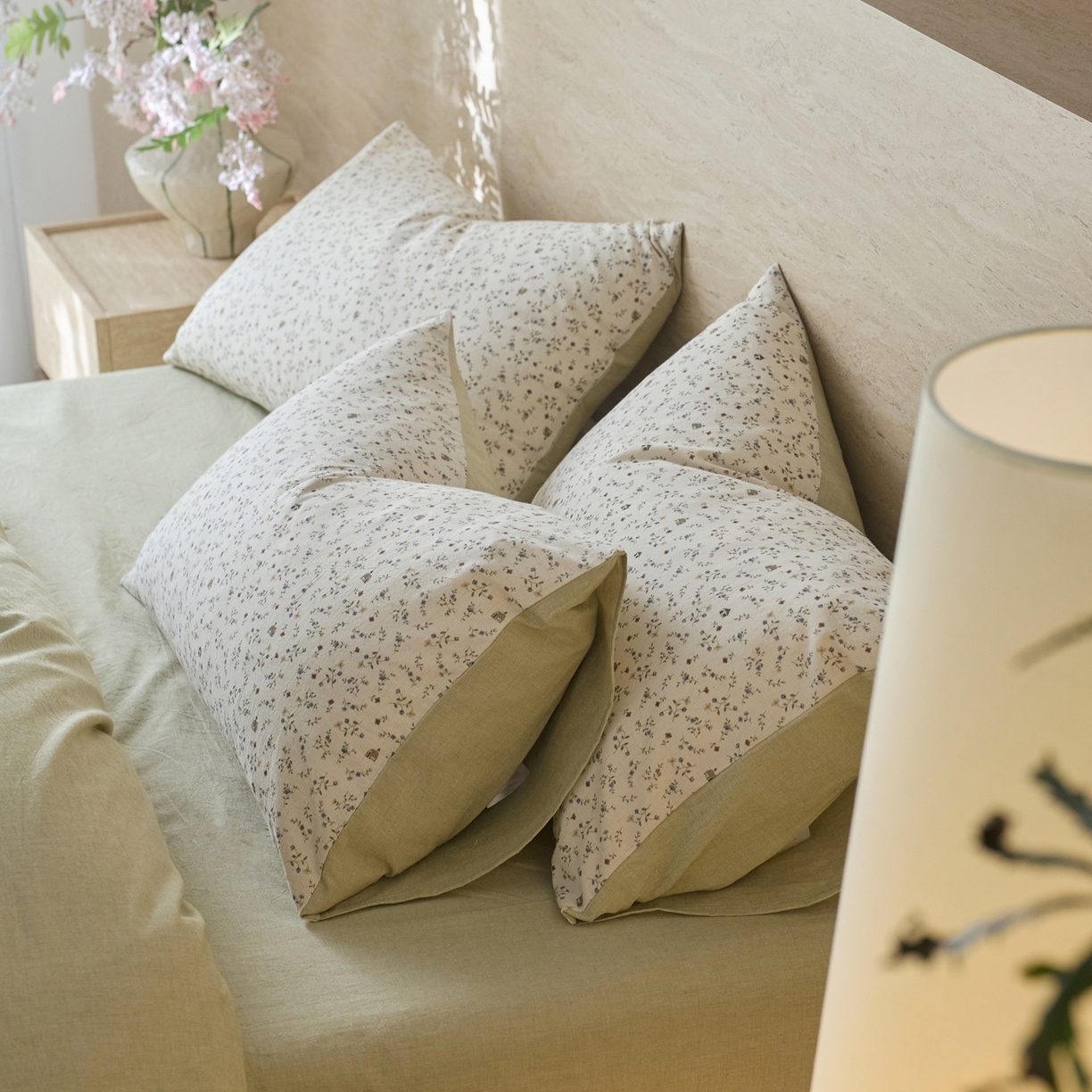 91家纺网 家纺一手货源 找家纺 亿梵家居 2026春夏新款A类棉麻印花四件套 花间小屋