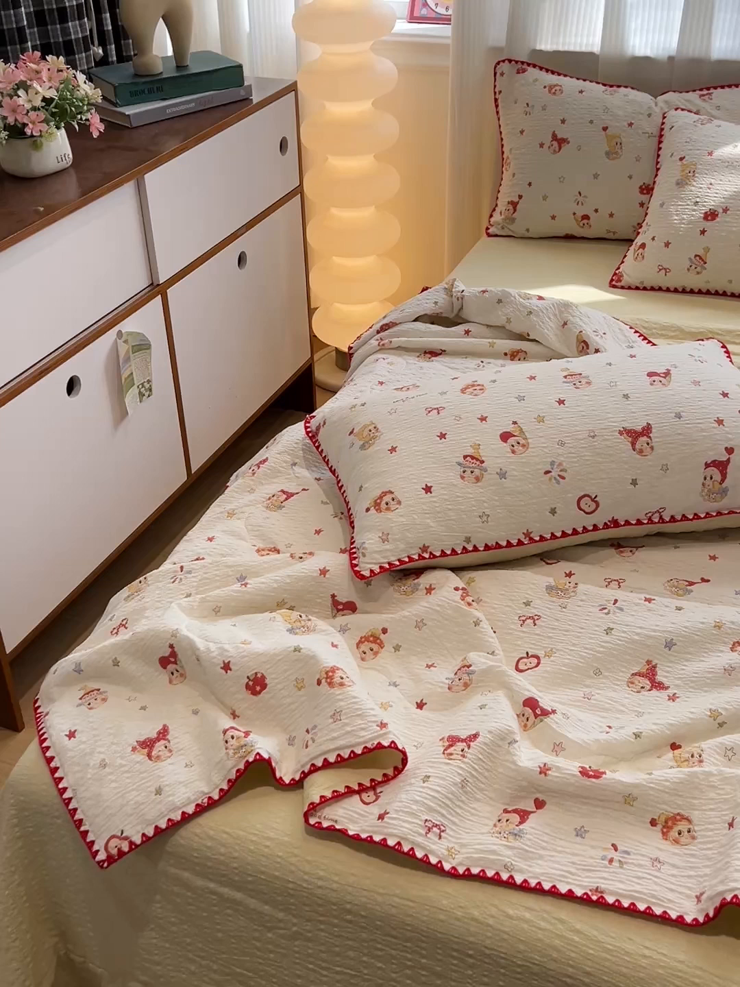 91家纺网 家纺一手货源 找家纺 一比一家纺 2026春夏新款三角针泡芙纱夏被夏凉被空调被四件套 三角针夏被-蛋糕星人