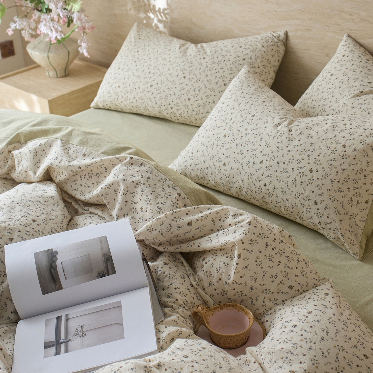 91家纺网 家纺一手货源 找家纺 亿梵家居 2026春夏新款A类棉麻印花四件套 花间小屋