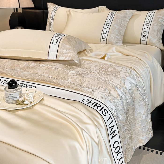 91家纺网 家纺一手货源 找家纺 苏源家居 2026新款轻奢水洗天丝刺绣拼接浮雕夏被夏凉被空调被四件套-梦境 梦境-奶白