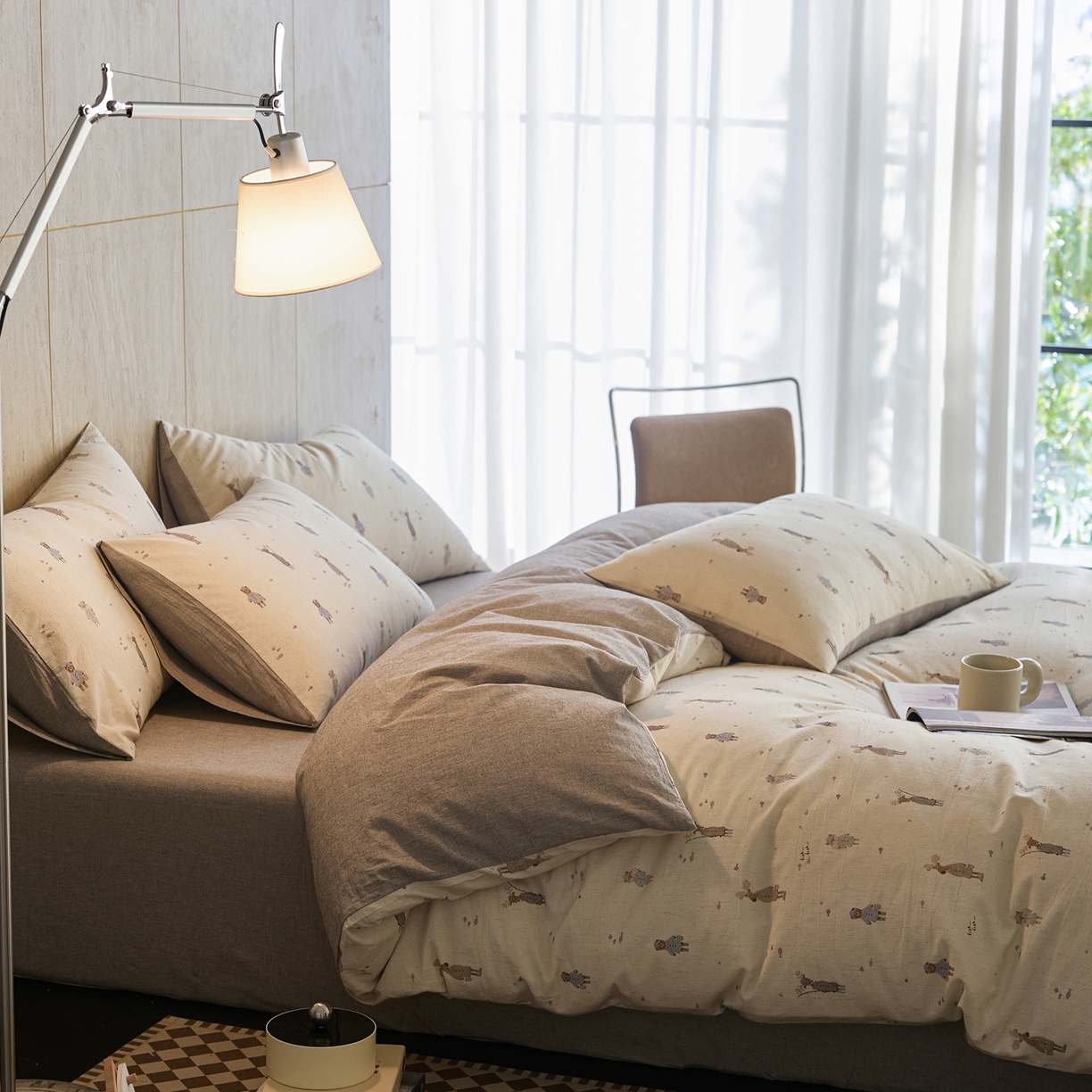 91家纺网 家纺一手货源 找家纺 亿梵家居 2026春夏新款A类棉麻印花四件套 假日乐园