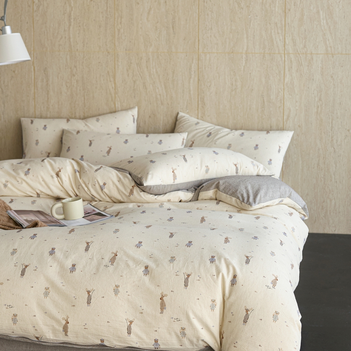 91家纺网 家纺一手货源 找家纺 亿梵家居 2026春夏新款A类棉麻印花四件套 假日乐园