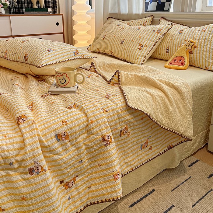 91家纺网 家纺一手货源 找家纺 一比一家纺 2026春夏新款三角针泡芙纱夏被夏凉被空调被四件套 三角针夏被-哈喽星人