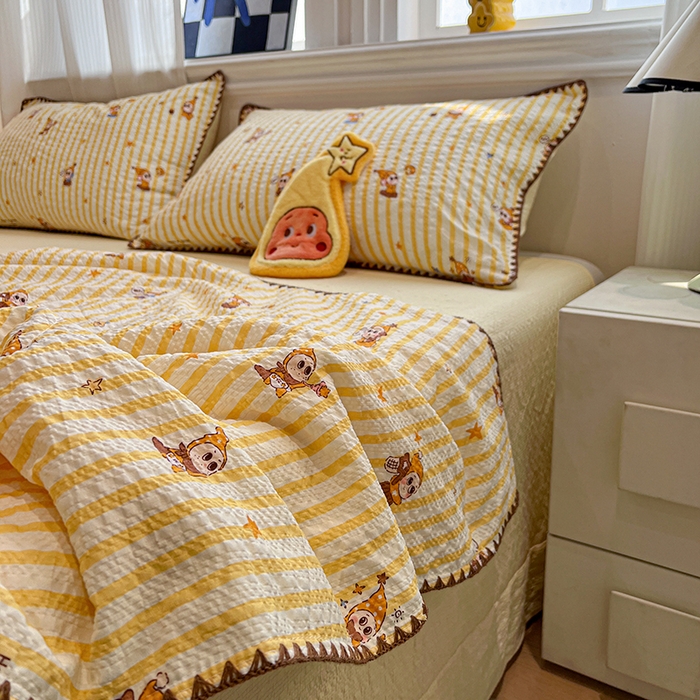 91家纺网 家纺一手货源 找家纺 一比一家纺 2026春夏新款三角针泡芙纱夏被夏凉被空调被四件套 三角针夏被-哈喽星人