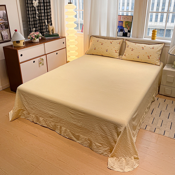 91家纺网 家纺一手货源 找家纺 一比一家纺 2026春夏新款三角针泡芙纱夏被夏凉被空调被四件套 三角针夏被-哈喽星人