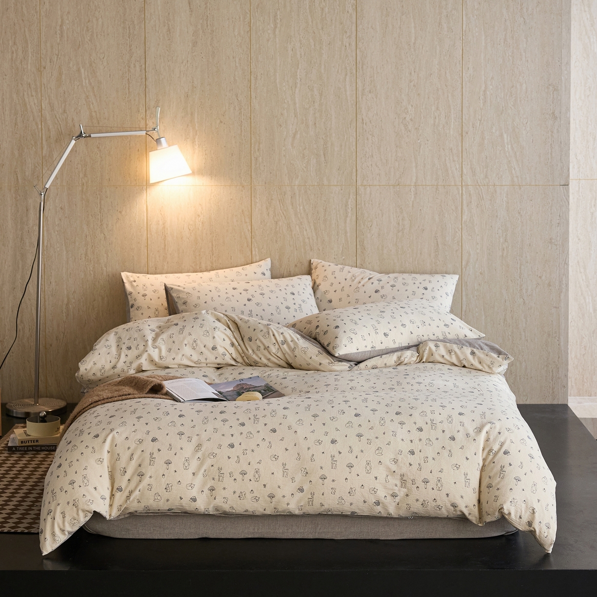 91家纺网 家纺一手货源 找家纺 亿梵家居 2026春夏新款A类棉麻印花四件套 奇妙森林