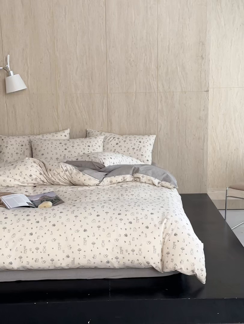 91家纺网 家纺一手货源 找家纺 亿梵家居 2026春夏新款A类棉麻印花四件套 奇妙森林