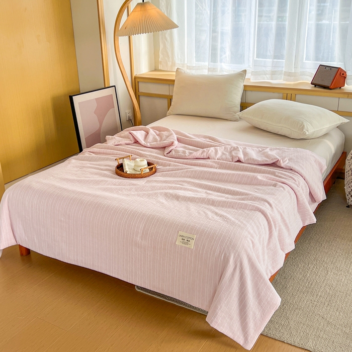 91家纺网 家纺一手货源 找家纺 库里梦家纺 2026春夏新款色织提花棉麻夏被夏凉被空调被四件套 贴标款条纹-粉