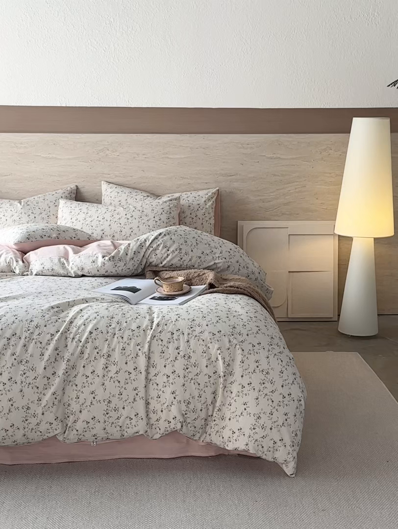 91家纺网 家纺一手货源 找家纺 亿梵家居 2026春夏新款A类棉麻印花四件套 浅夏微风