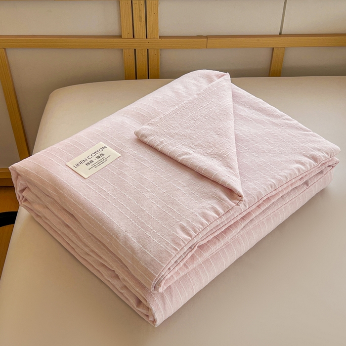 91家纺网 家纺一手货源 找家纺 库里梦家纺 2026春夏新款色织提花棉麻夏被夏凉被空调被四件套 贴标款条纹-粉