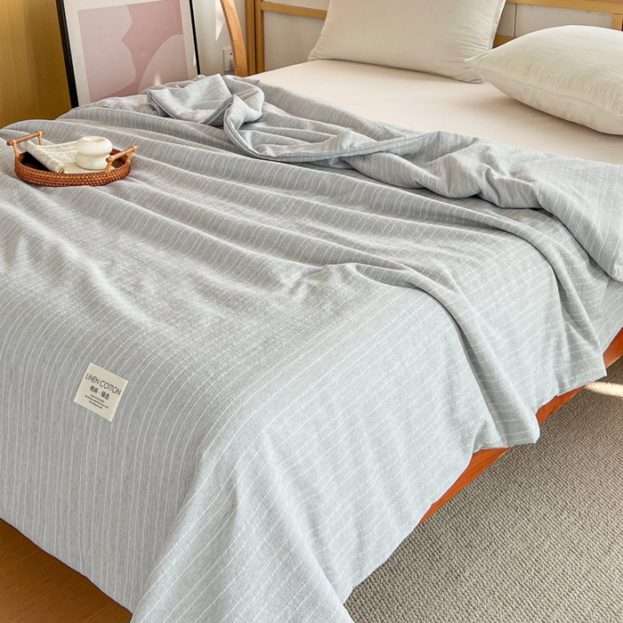 91家纺网 家纺一手货源 找家纺 库里梦家纺 2026春夏新款色织提花棉麻夏被夏凉被空调被四件套 贴标款条纹-灰