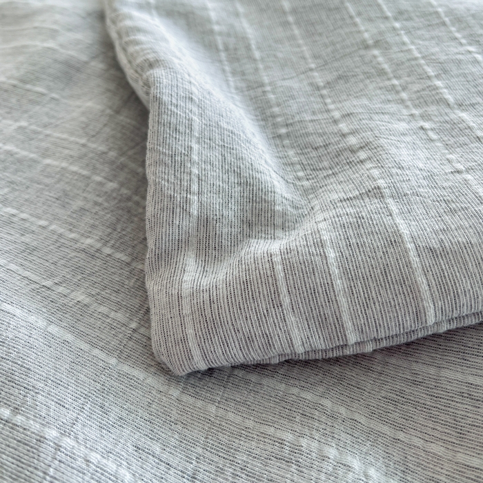 91家纺网 家纺一手货源 找家纺 库里梦家纺 2026春夏新款色织提花棉麻夏被夏凉被空调被四件套 贴标款条纹-灰