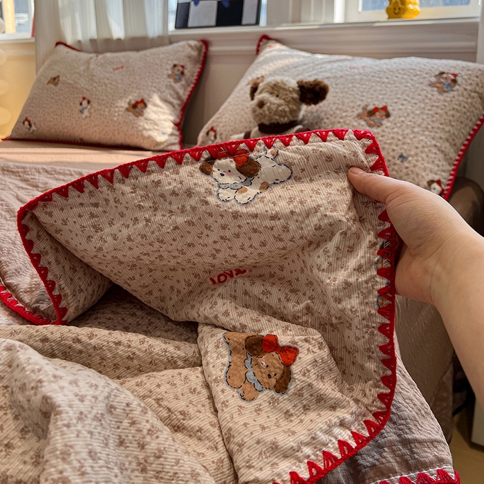 91家纺网 家纺一手货源 找家纺 一比一家纺 2026春夏新款三角针泡芙纱夏被夏凉被空调被四件套 三角针夏被-欢乐时光