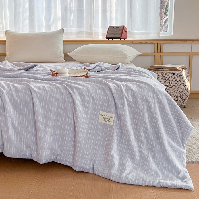 91家纺网 家纺一手货源 找家纺 库里梦家纺 2026春夏新款色织提花棉麻夏被夏凉被空调被四件套 贴标款条纹-蓝