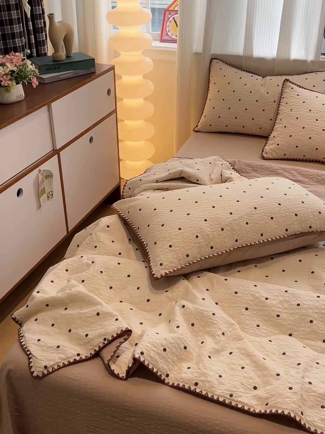 91家纺网 家纺一手货源 找家纺 一比一家纺 2026春夏新款三角针泡芙纱夏被夏凉被空调被四件套 三角针夏被-焦糖豆豆