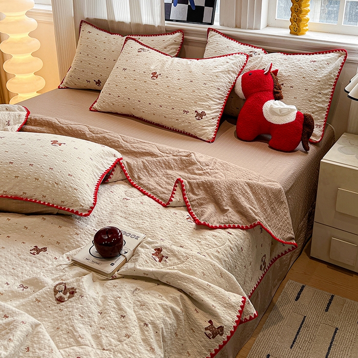 91家纺网 家纺一手货源 找家纺 一比一家纺 2026春夏新款三角针泡芙纱夏被夏凉被空调被四件套 三角针夏被-梦幻小马