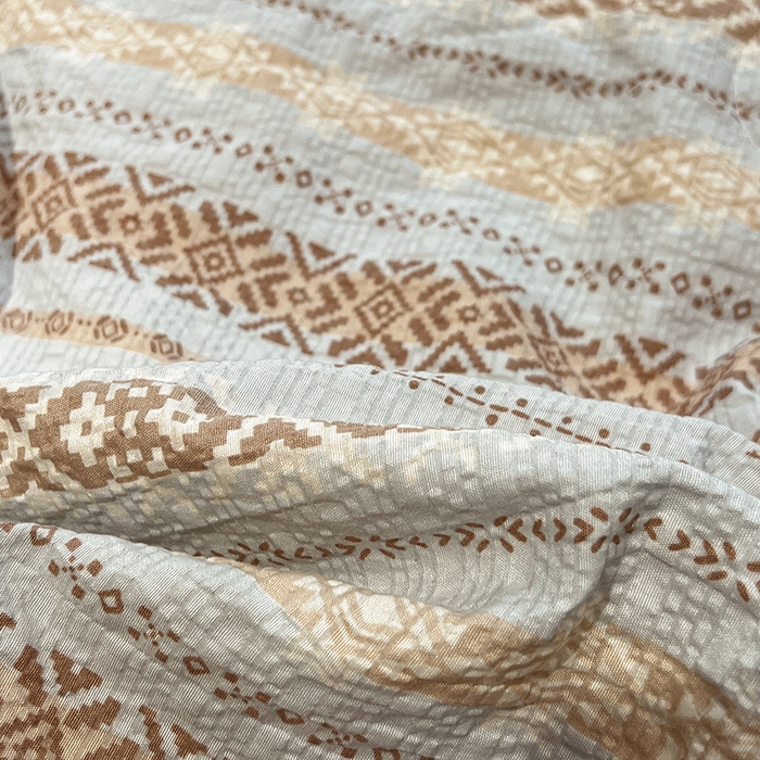 91家纺网 家纺一手货源 找家纺 一比一家纺 2026春夏新款三角针泡芙纱夏被夏凉被空调被四件套 三角针夏被-米希娅